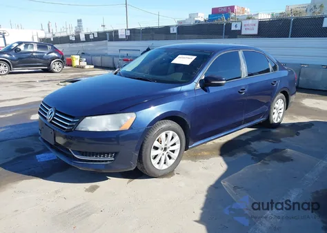2013 Volkswagen Passat S z USA, uszkodzony, nr VIN 1VWAP7A36DC068418